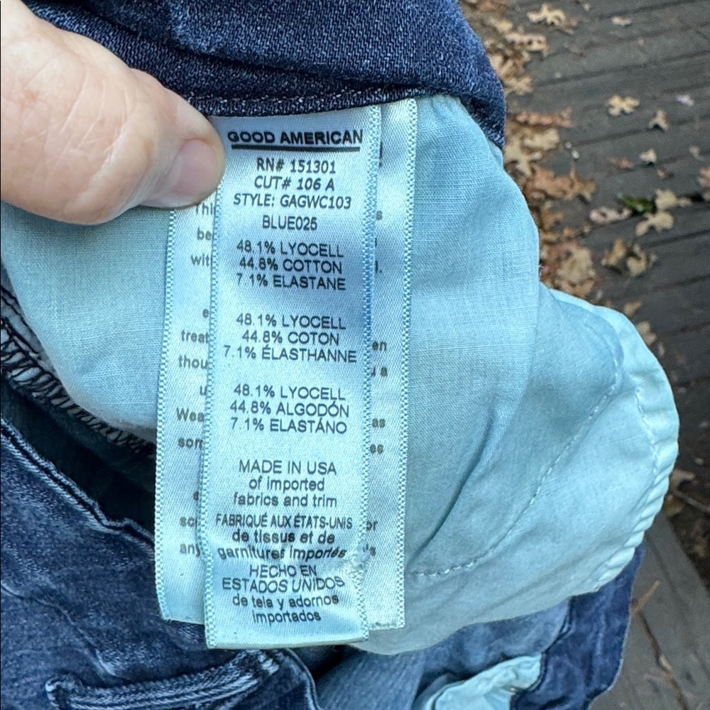 Good American Good Waist Crop Dark Blue Skinny Jeans size 10/30 - Picture 4 of 4